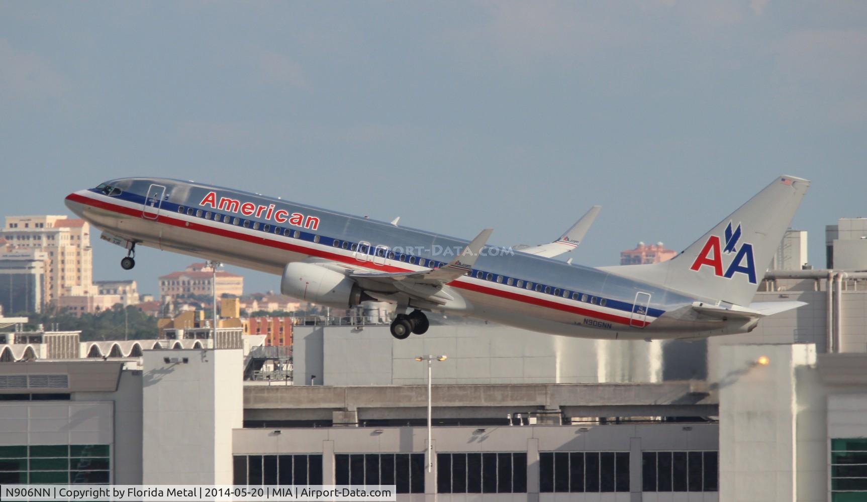 N906NN, 2012 Boeing 737-823 C/N 31155, American