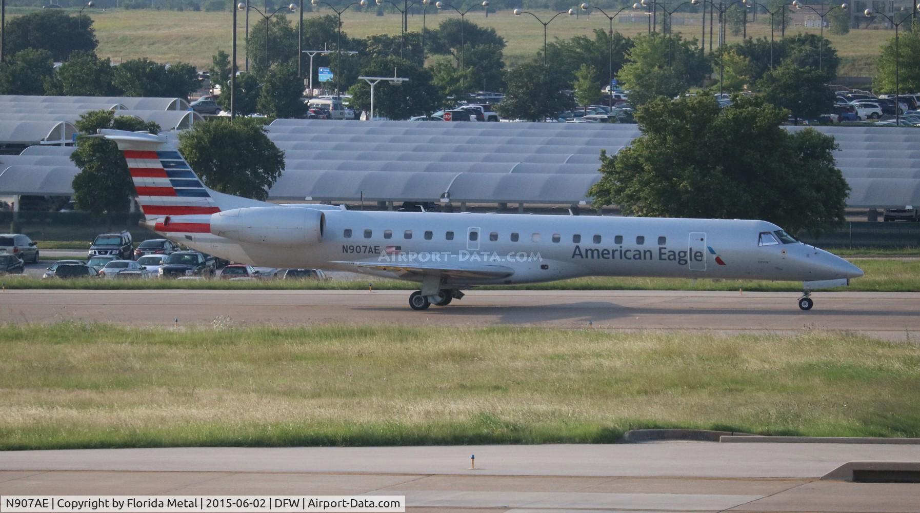 N907AE, 2005 Embraer ERJ-145LR (EMB-145LR) C/N 14500895, American Eagle