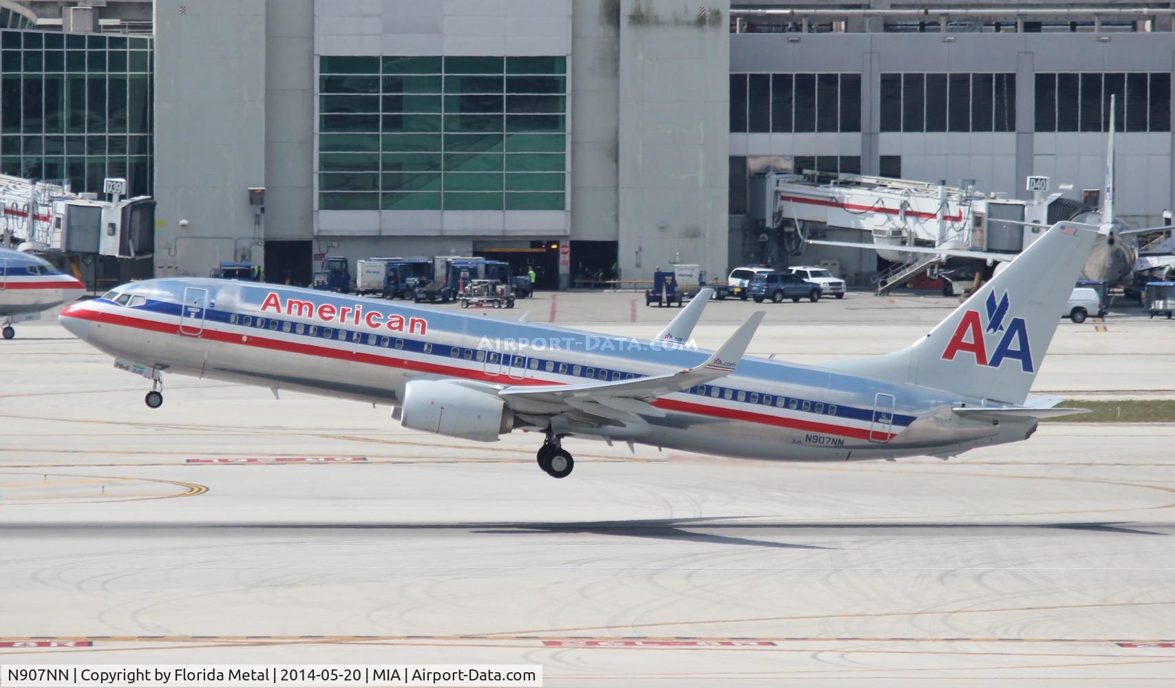 N907NN, 2013 Boeing 737-823 C/N 31158, American