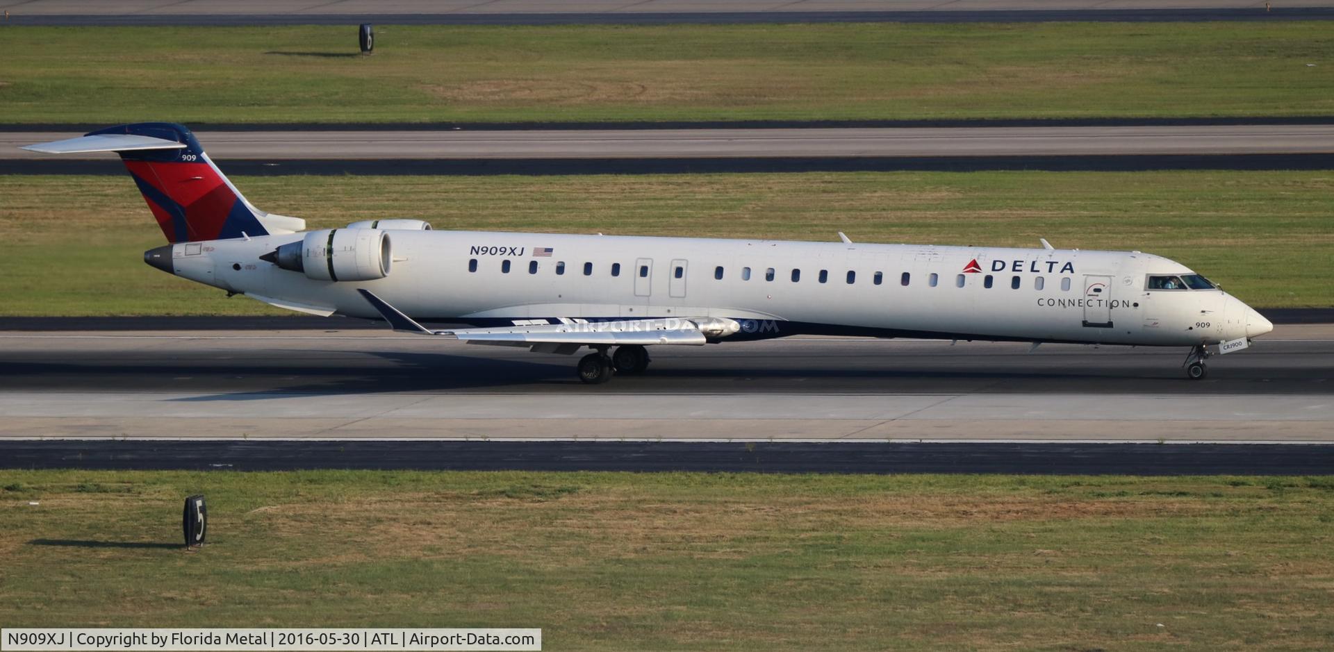N909XJ, 2007 Bombardier CRJ-900ER (CL-600-2D24) C/N 15141, Delta Connection
