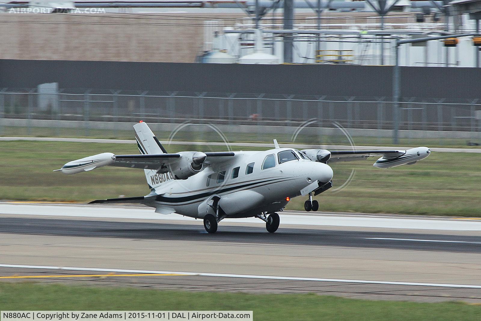 N880AC, 1982 Mitsubishi MU-2B-60 Marquise C/N 1559SA, Arriving at Dallas Love Field