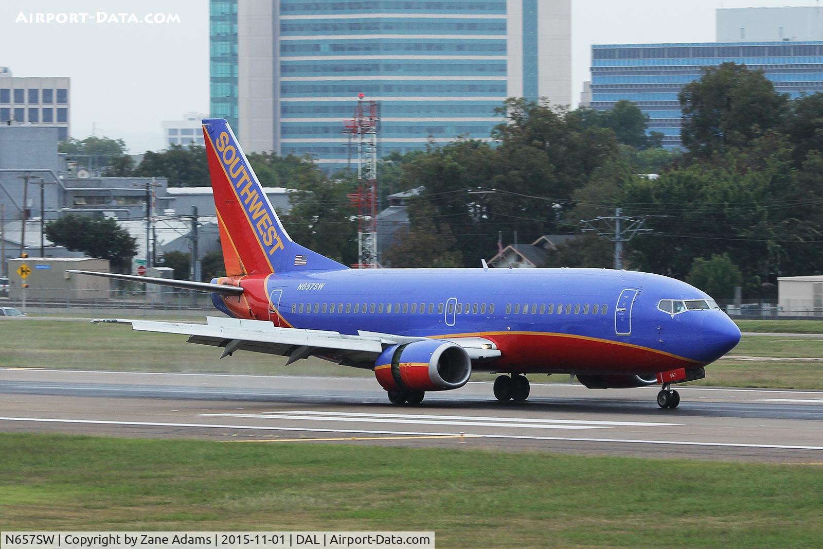 N657SW, 1985 Boeing 737-3L9 C/N 23331, Dallas Love Field