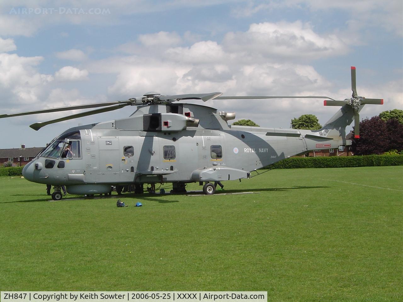ZH847, 2003 Westland EH-101 Merlin HM1 (Mk111) C/N 50111/RN27, Visiting Heartsease High School