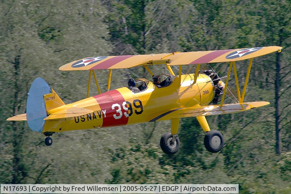 N17693, 1942 Boeing A75 C/N 75-6528, 