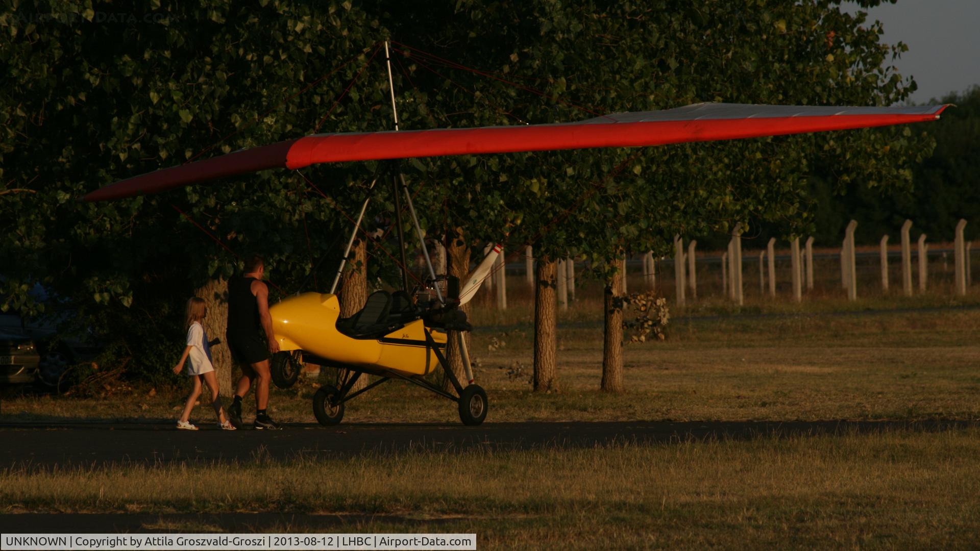 UNKNOWN, Unknown Unknown C/N Unknown, Békéscsaba Airport, Hungary