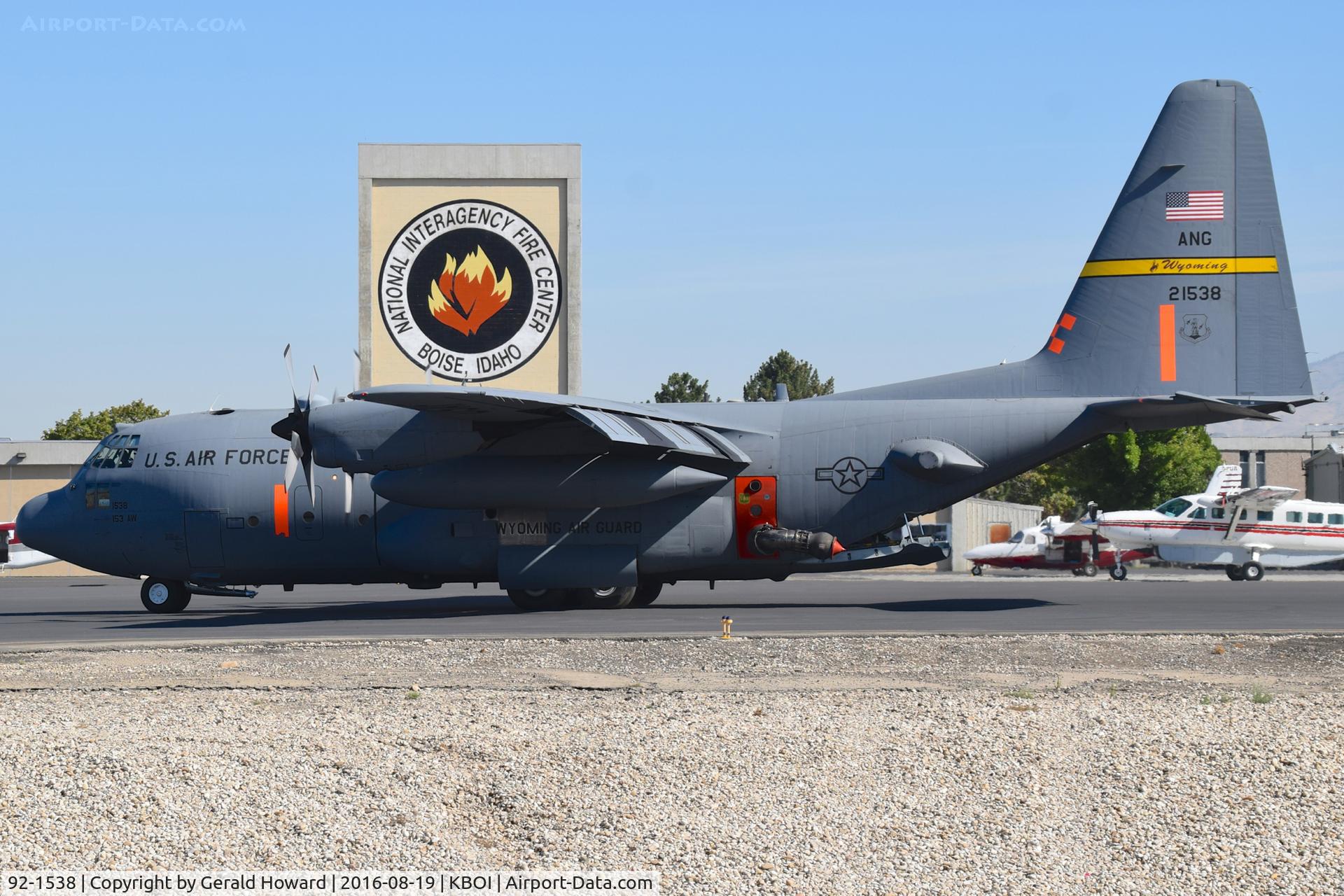 92-1538, 1992 Lockheed C-130H Hercules C/N 382-5327, Taxing on NIFC ramp. Equipped with MAFFS. 153rd Airlift Wing, WY ANG