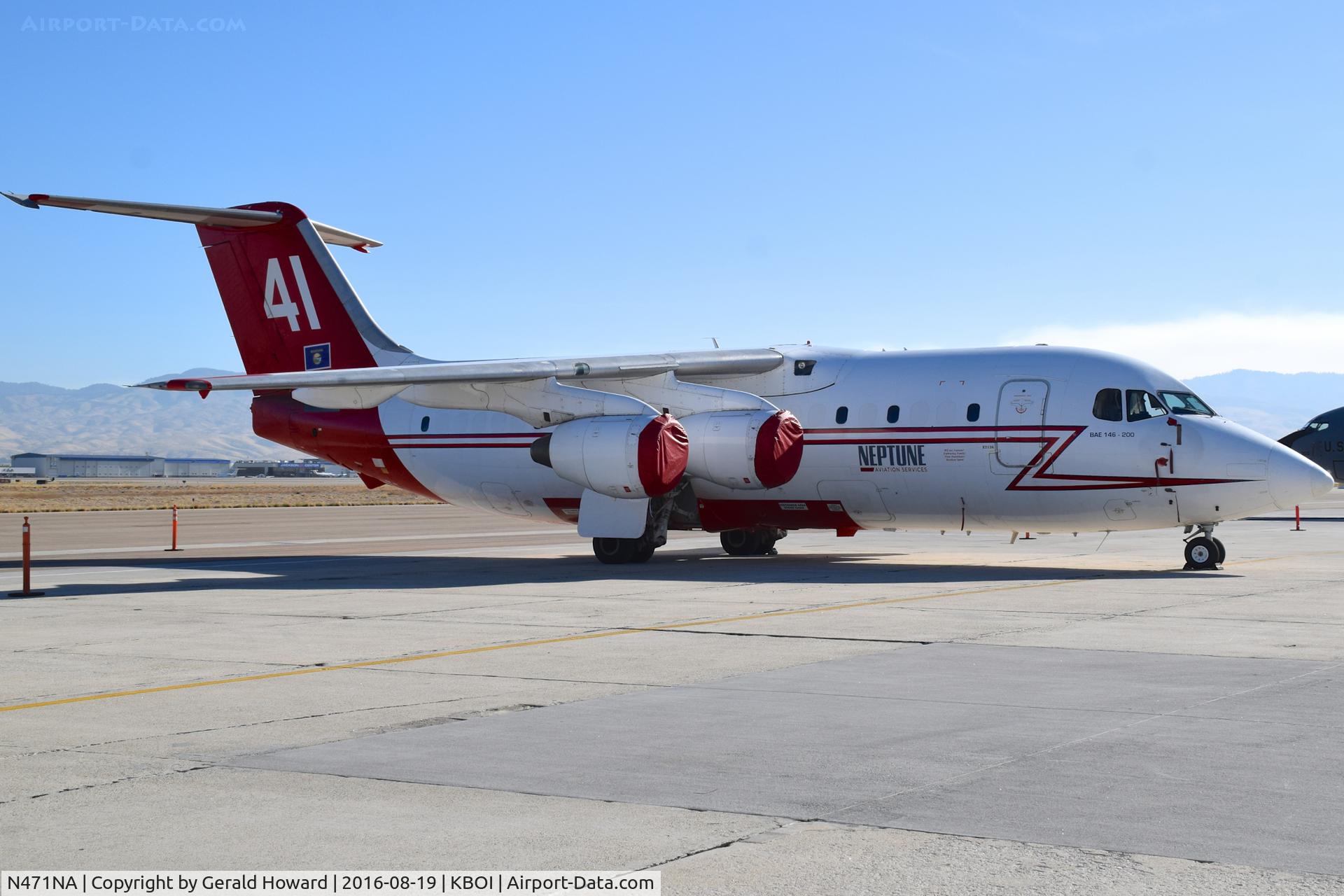 N471NA, 1989 British Aerospace BAe.146-200 C/N E2136, Down for some maintenance.