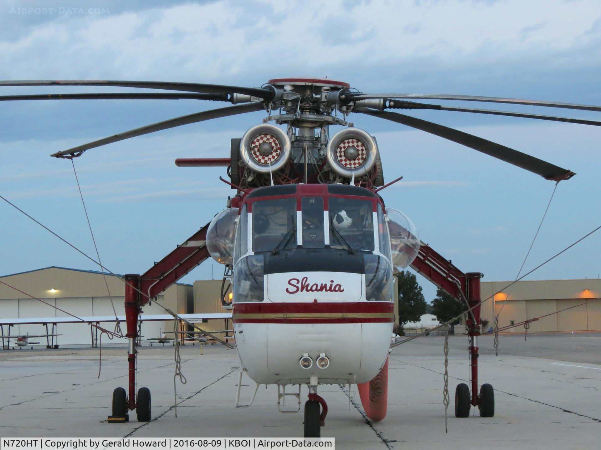N720HT, 1969 Sikorsky CH-54B Tarhe C/N 64-070, Parked on south side of BOI.