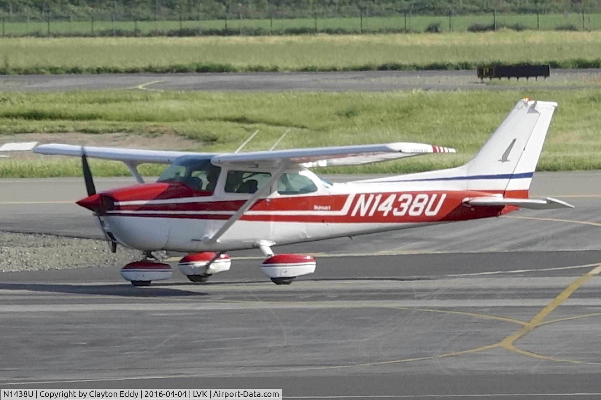 N1438U, 1976 Cessna 172M C/N 17267105, Livermore Airport 2016
