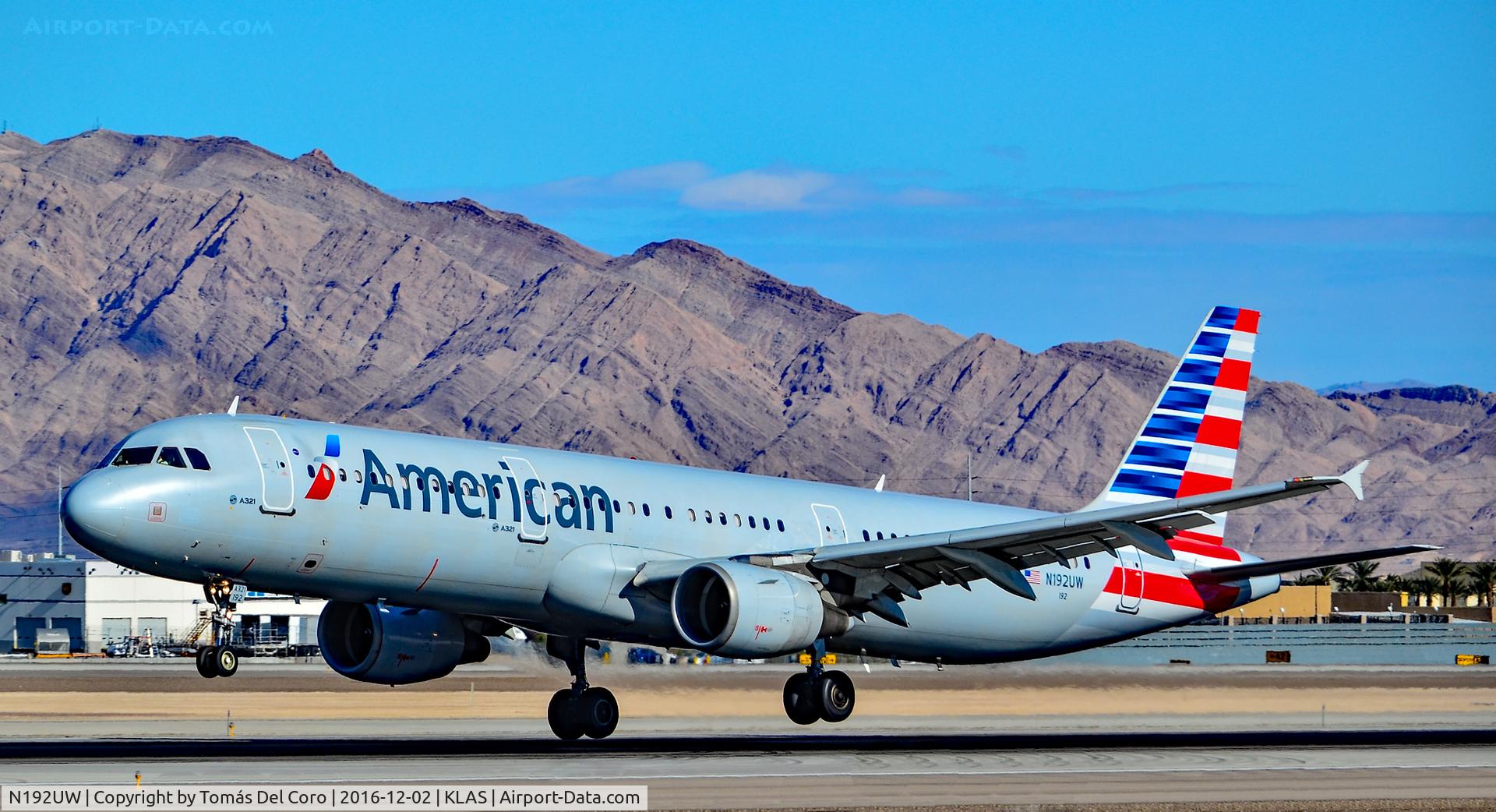 N192UW, 2001 Airbus A321-211 C/N 1496, N192UW American Airlines 2001 Airbus A321-211 - cn 1496 - Las Vegas - McCarran International Airport (LAS / KLAS)
USA - Nevada December 2, 2016
Photo: Tomás Del Coro
