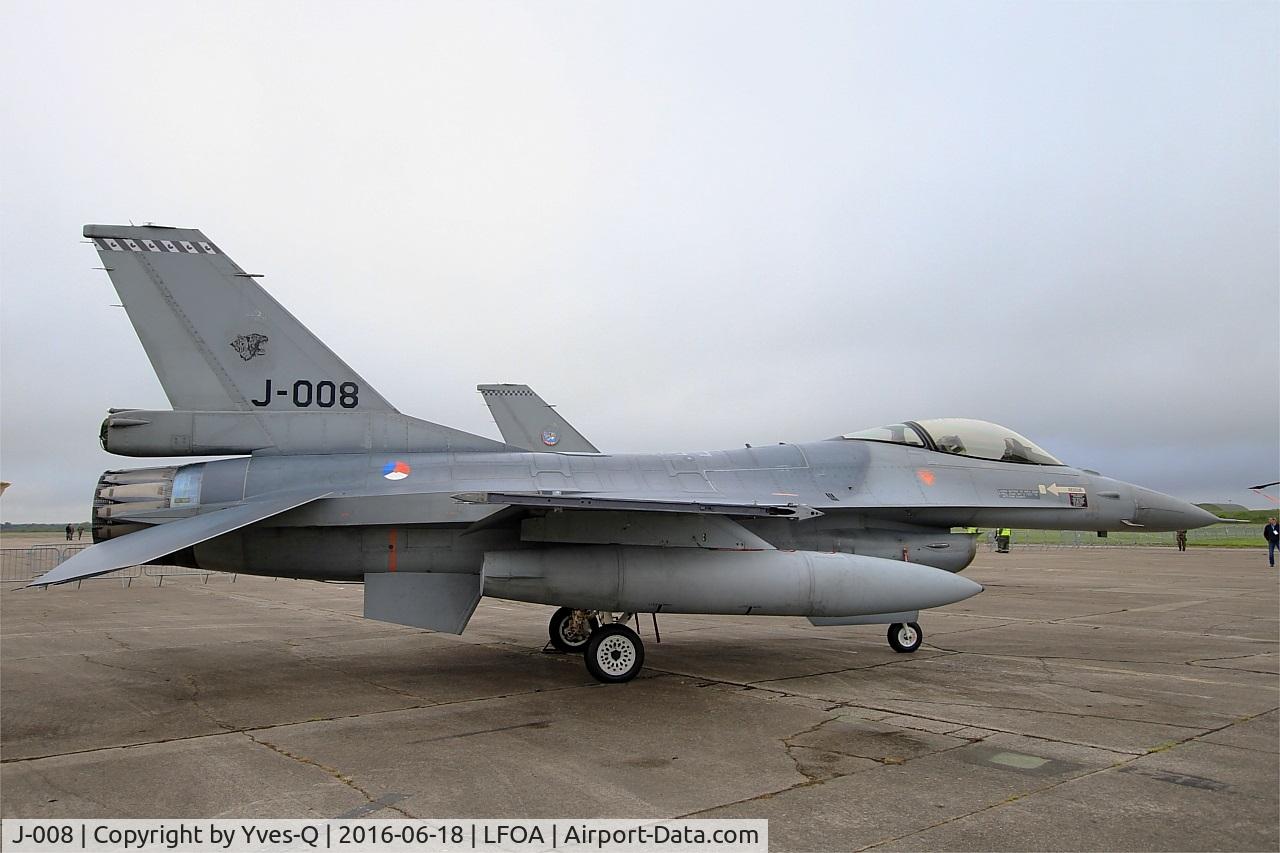 J-008, General Dynamics F-16AM Fighting Falcon C/N 6D-164, Netherlands Air Force Fokker F-16AM Fighting Falcon, Static display, Avord Air Base 702 (LFOA) Open day 2016
