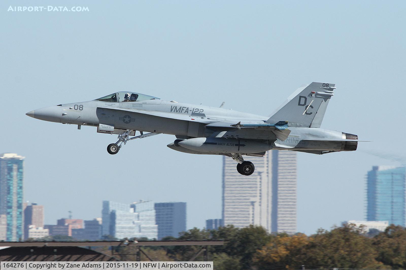 164276, McDonnell Douglas F/A-18C Hornet C/N 1039/C253, Departing Navy Fort Worth