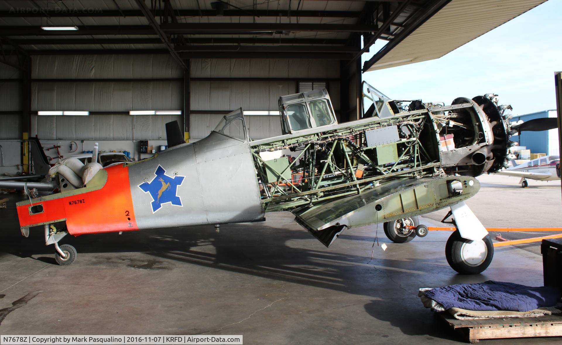 N7678Z, 1942 North American AT-6C (SNJ-4) C/N 88-9156, North American AT-6C
