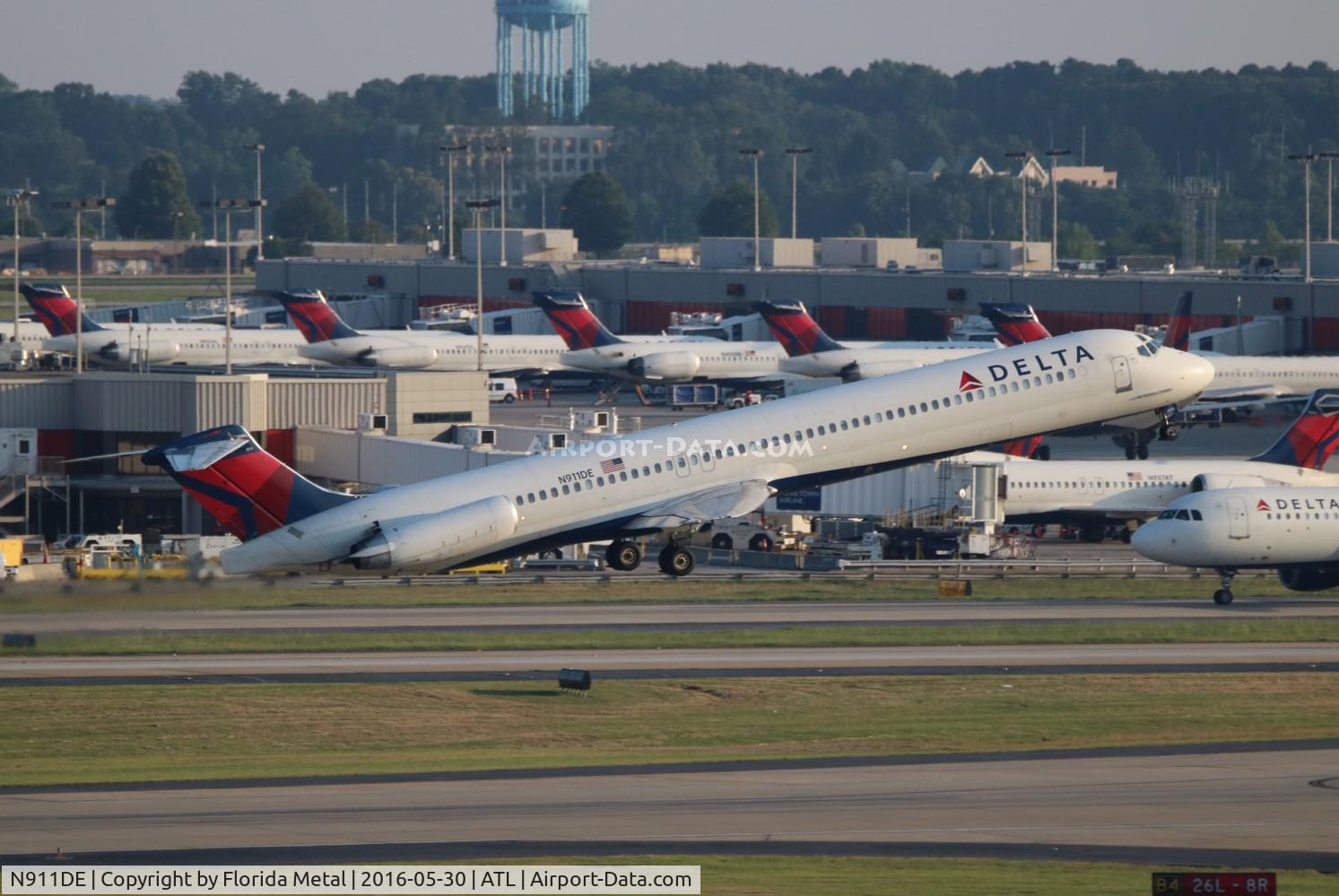 N911DE, 1992 McDonnell Douglas MD-88 C/N 49967, Delta