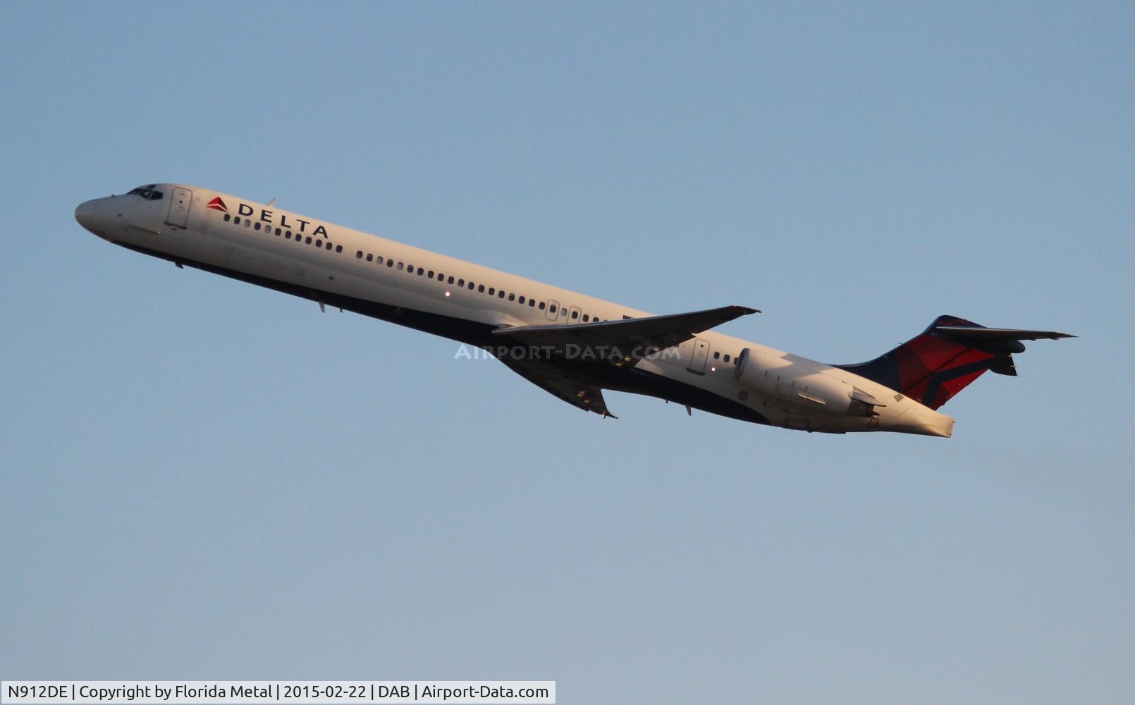 N912DE, 1992 McDonnell Douglas MD-88 C/N 49997, Delta