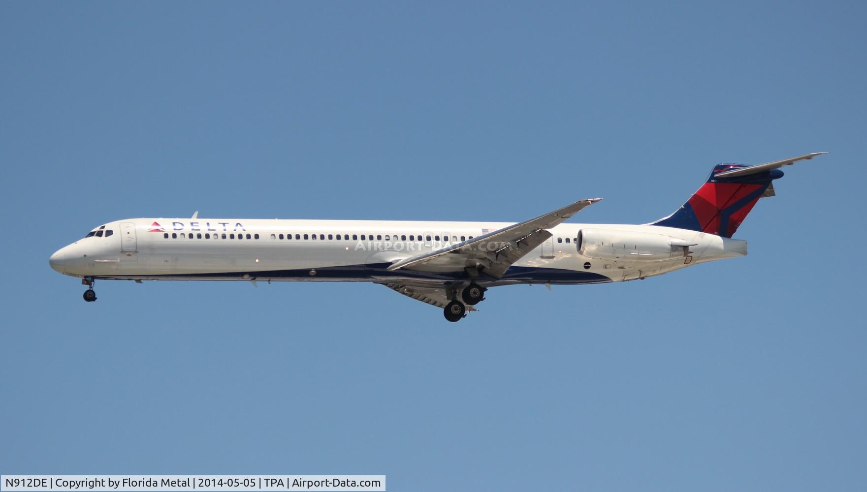 N912DE, 1992 McDonnell Douglas MD-88 C/N 49997, Delta
