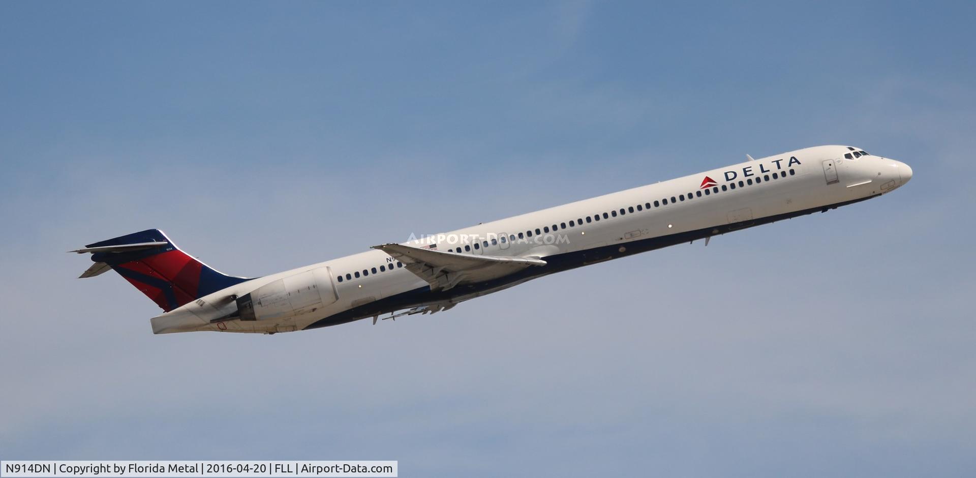 N914DN, 1996 McDonnell Douglas MD-90-30 C/N 53394, Delta