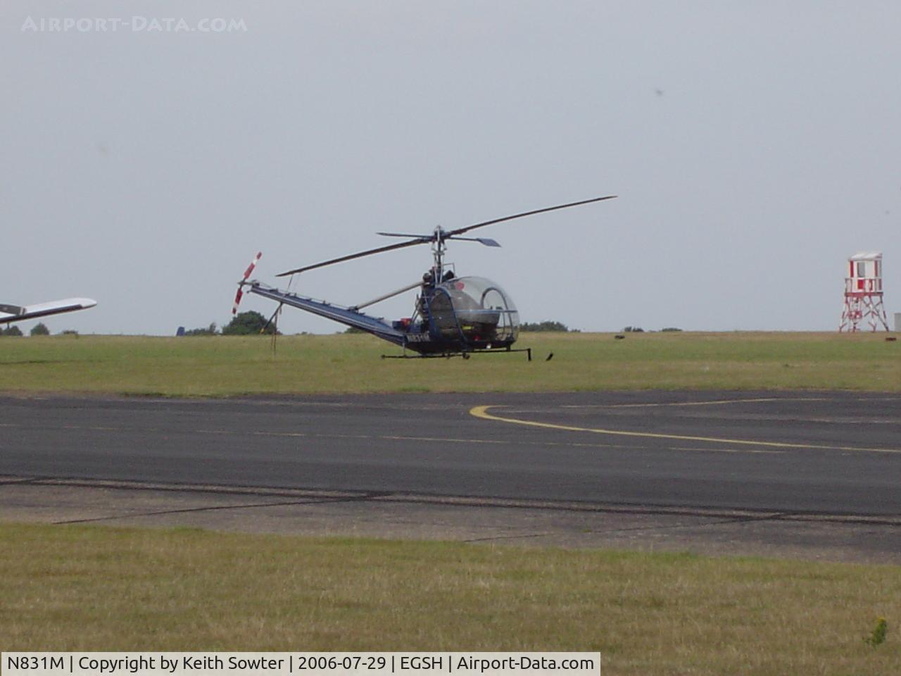 N831M, 1952 Hiller UH-12B C/N 330, visiting aircraft