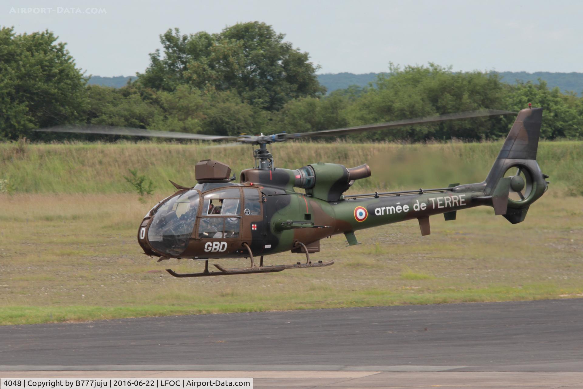 4048, Aérospatiale SA-342M Gazelle C/N 2048, at Chateaudun