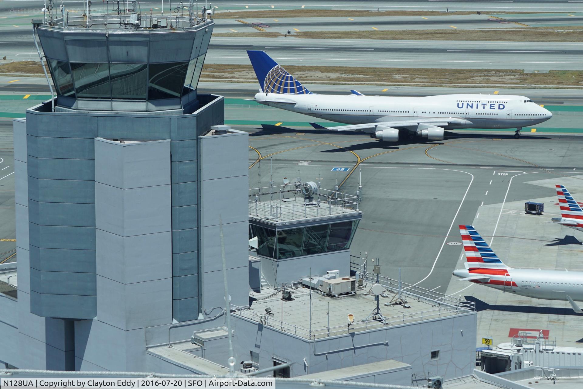 N128UA, 2000 Boeing 747-422 C/N 30023, SFO 2016