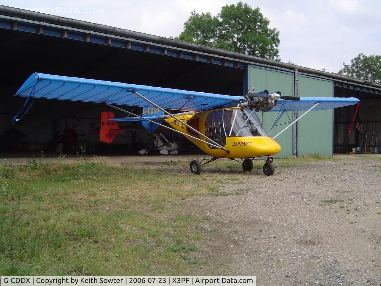 G-CDDX, 2004 Thruster T600N 450 C/N 0049-T600N-107, Visiting aircraft at Priory Farm