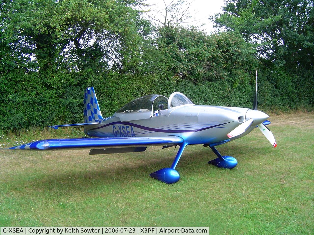 G-XSEA, 2005 Vans RV-8 C/N PFA 303-14228, Visiting aircraft at Priory Farm