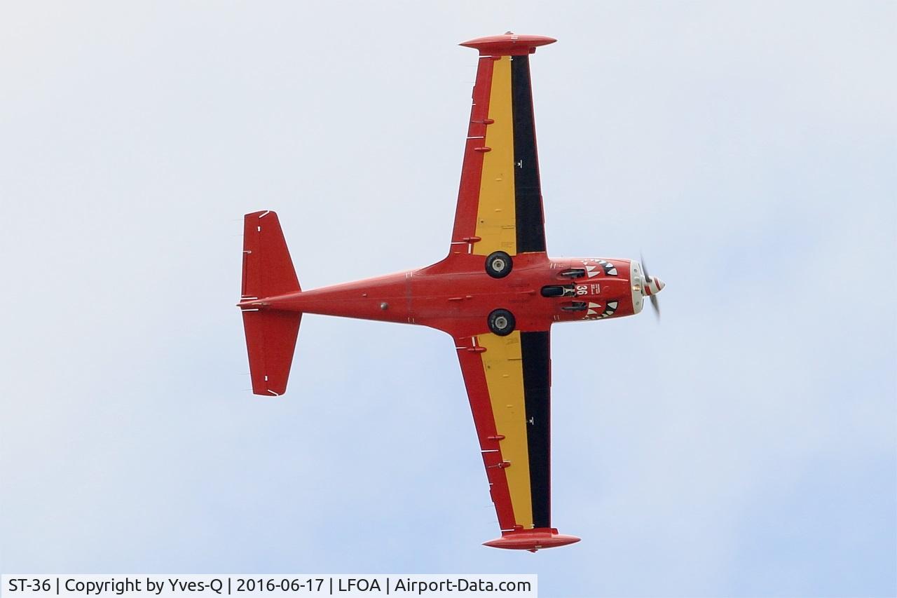 ST-36, SIAI-Marchetti SF-260M C/N 10-36, Belgian Red Devil Team SIAI-Marchetti SF-260M, On display, Avord Air Base 702 (LFOA) Open day 2016