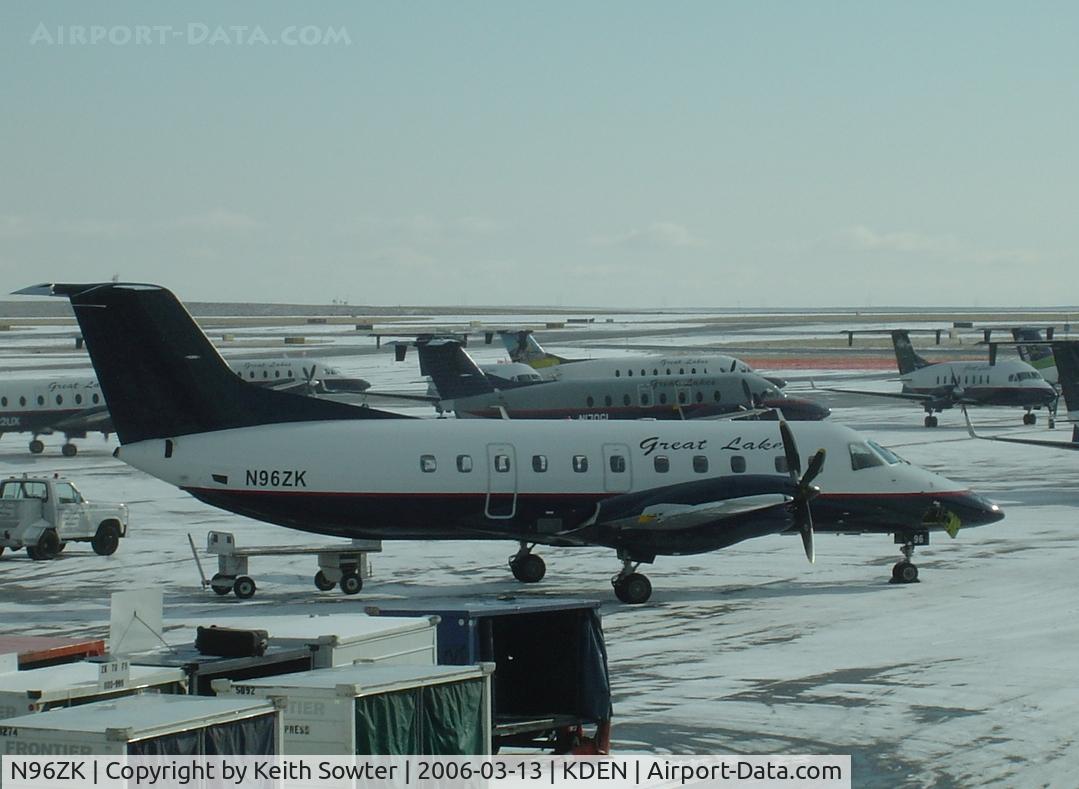 N96ZK, 1988 Embraer EMB-120ER Brasilia C/N 120.096, Parked on stand at Denver