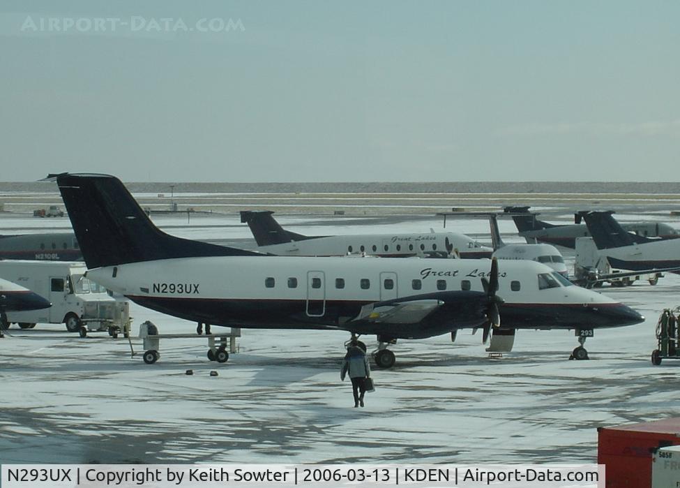 N293UX, 1994 Embraer EMB-120ER Brasilia C/N 120.293, Parked on stand at Denver