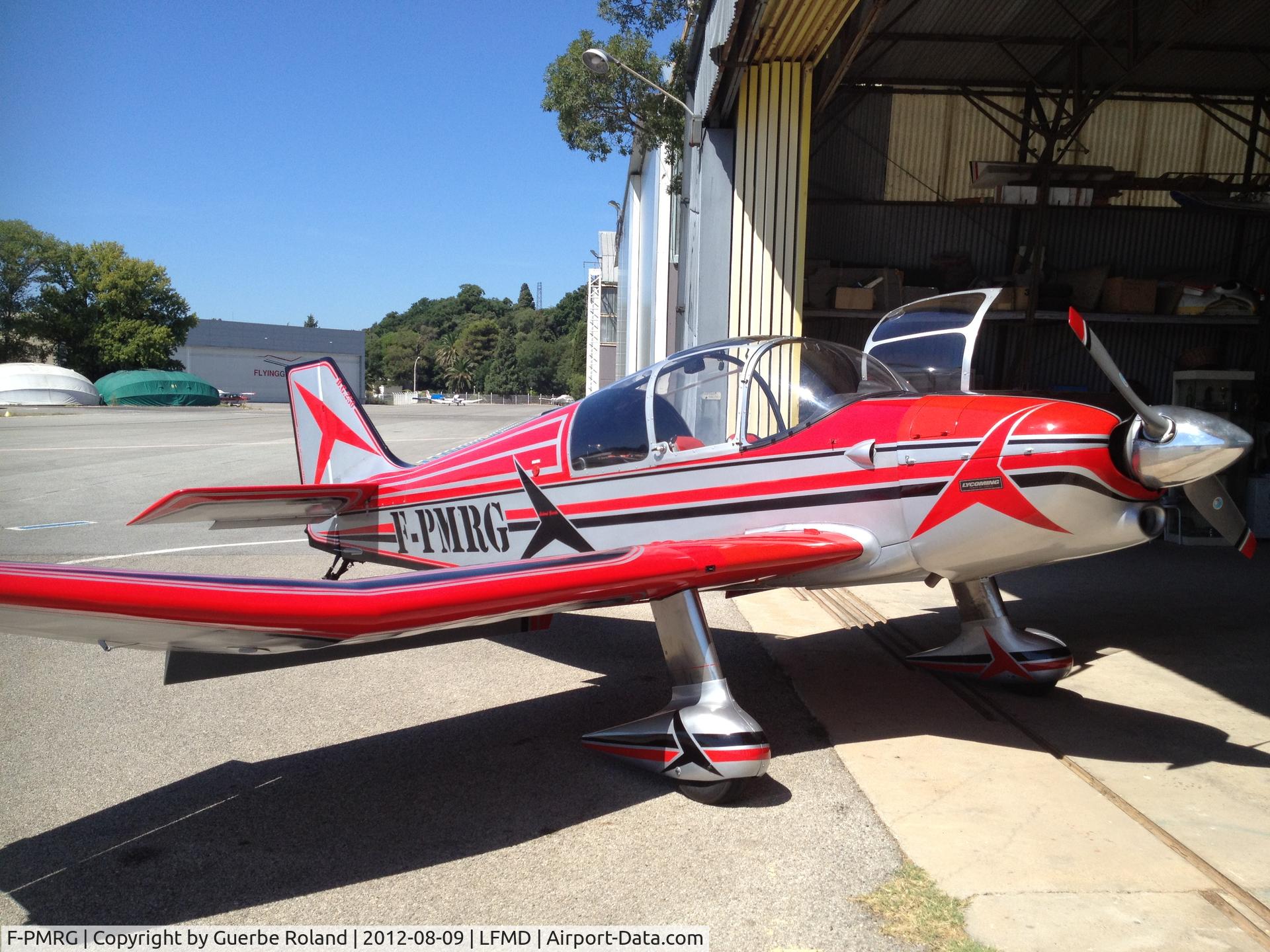 F-PMRG, 2006 Jodel DG-250 C/N 01, DG 250  F.PMRG
photo devant le hangar des constructeurs à Cannes