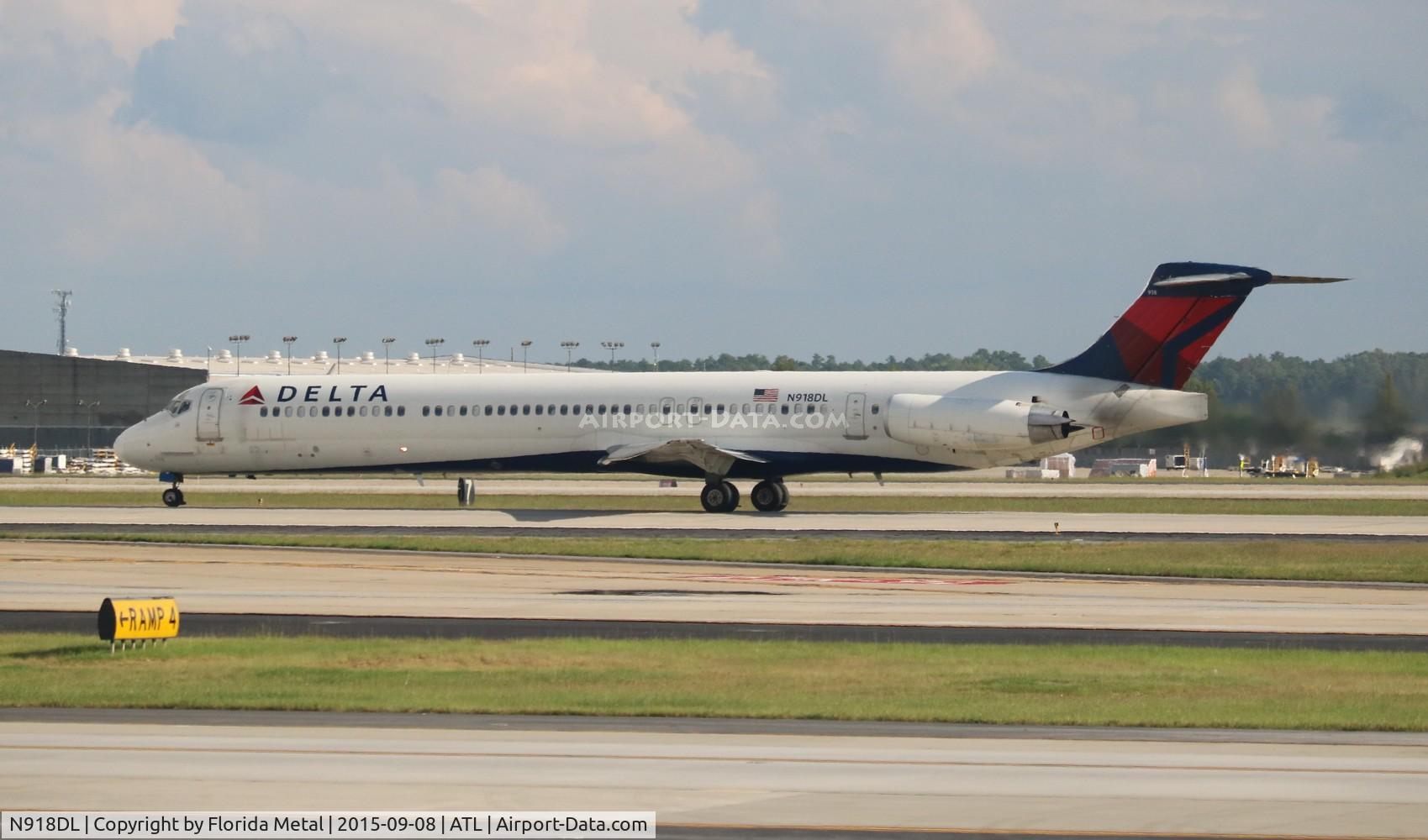 N918DL, 1988 McDonnell Douglas MD-88 C/N 49583, Delta