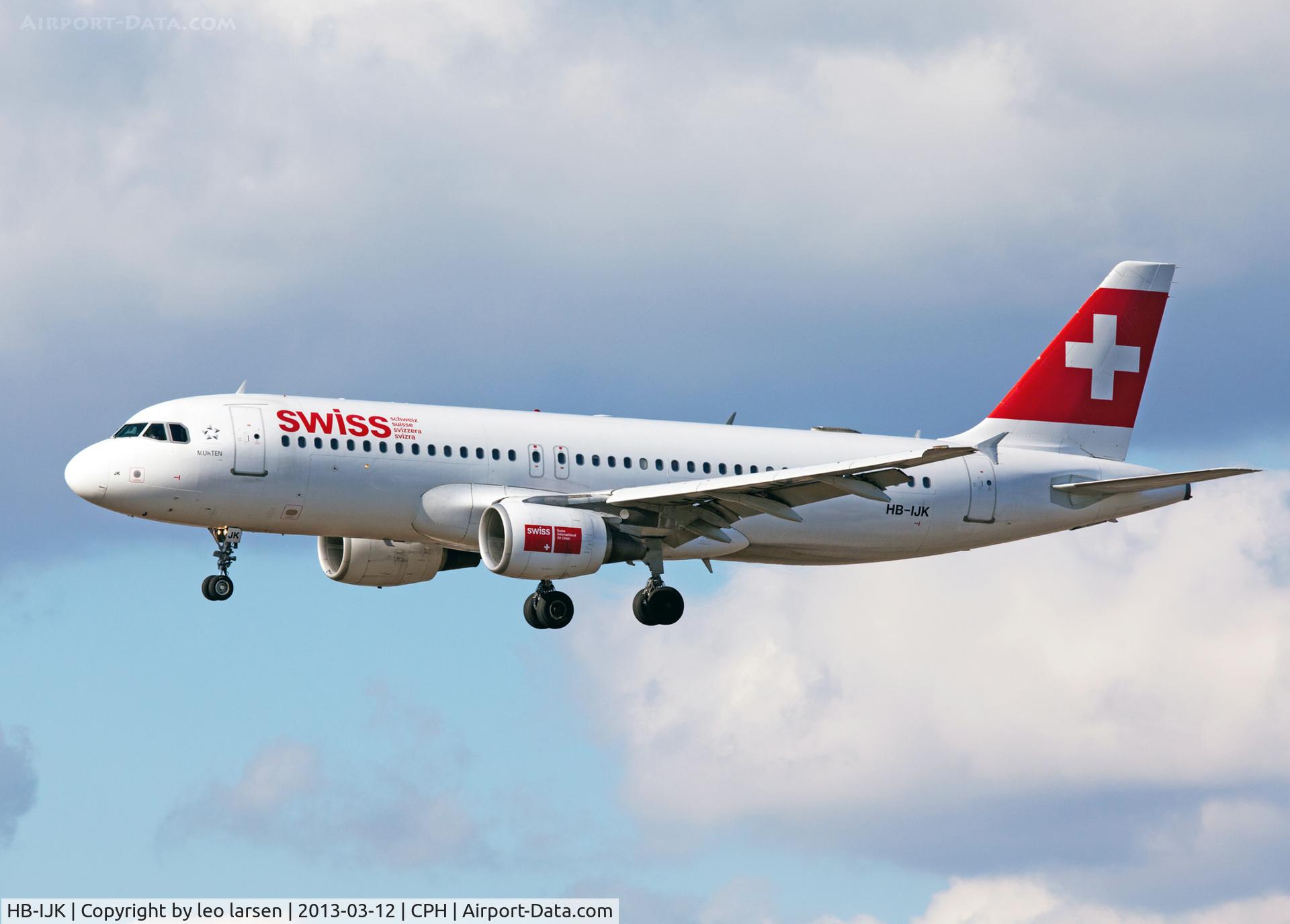 HB-IJK, 1996 Airbus A320-214 C/N 596, Copenhagen 12.3.13