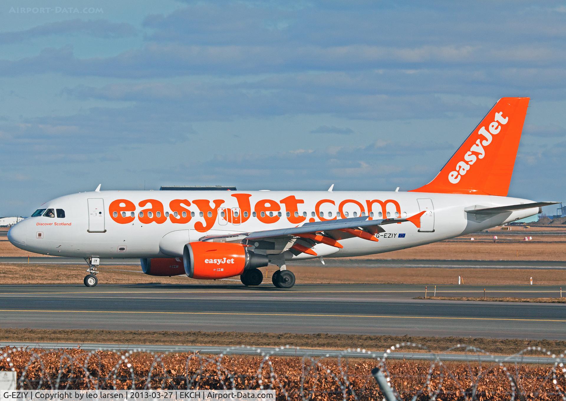 G-EZIY, 2005 Airbus A319-111 C/N 2636, Copenhagen 27.3.13