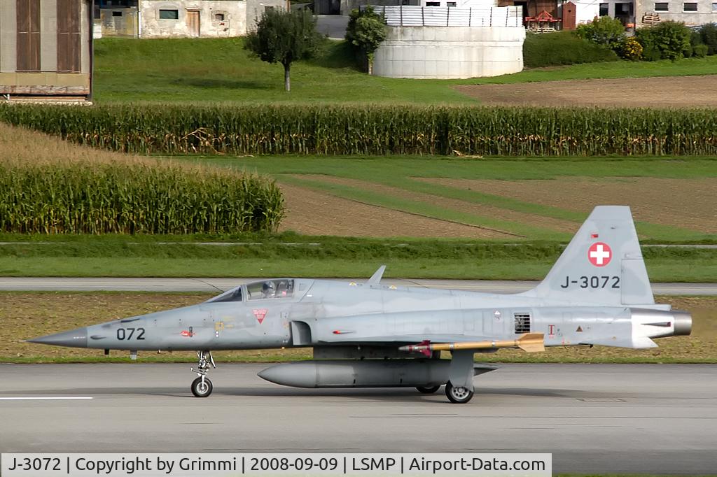 J-3072, Northrop F-5E Tiger II C/N L.1072, Swiss jungle - with an Tiger, some swordfish (noseart), appletrees and Maize (corn)