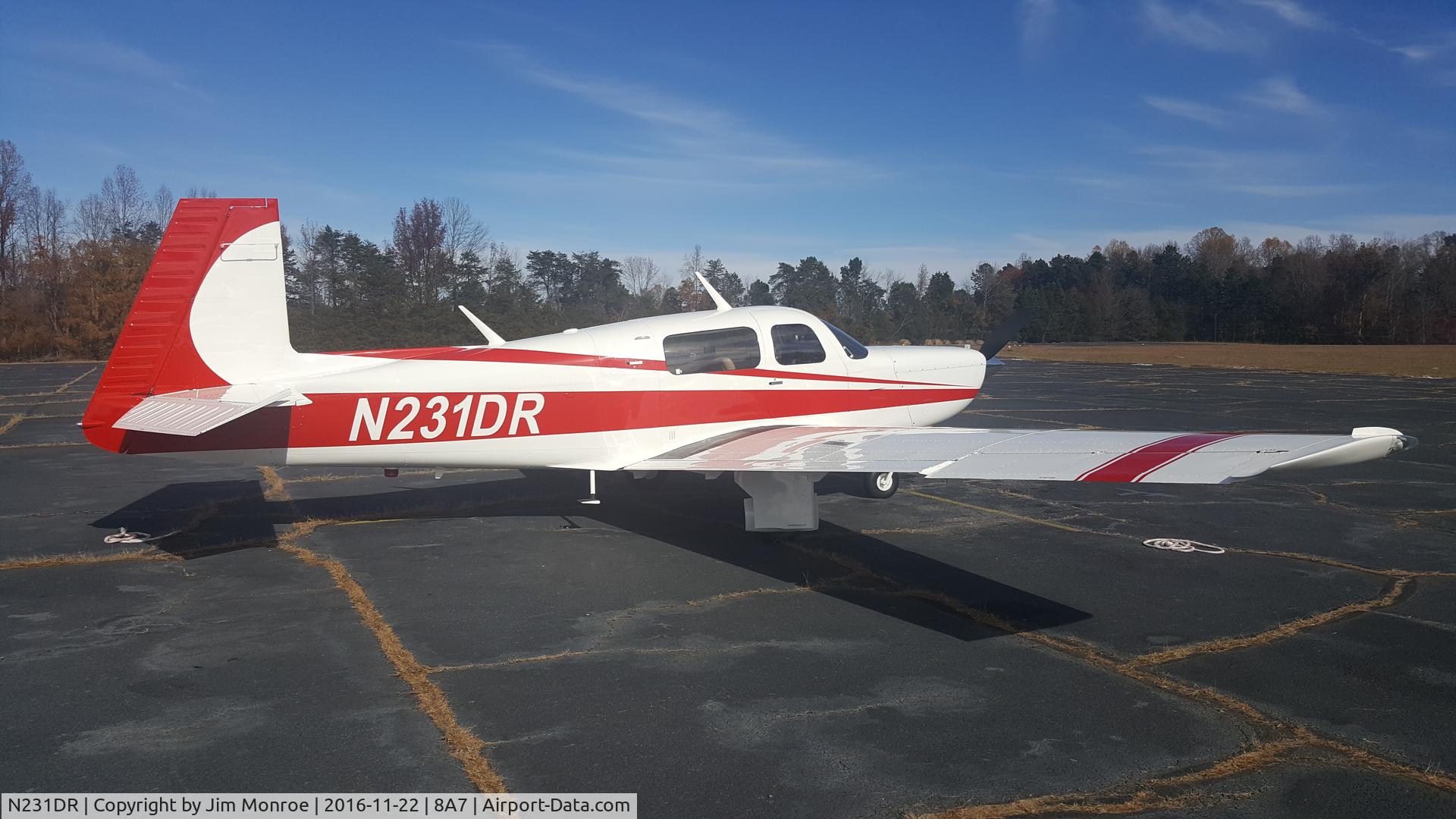 N231DR, 1979 Mooney M20K C/N 25-0044, New Paint
