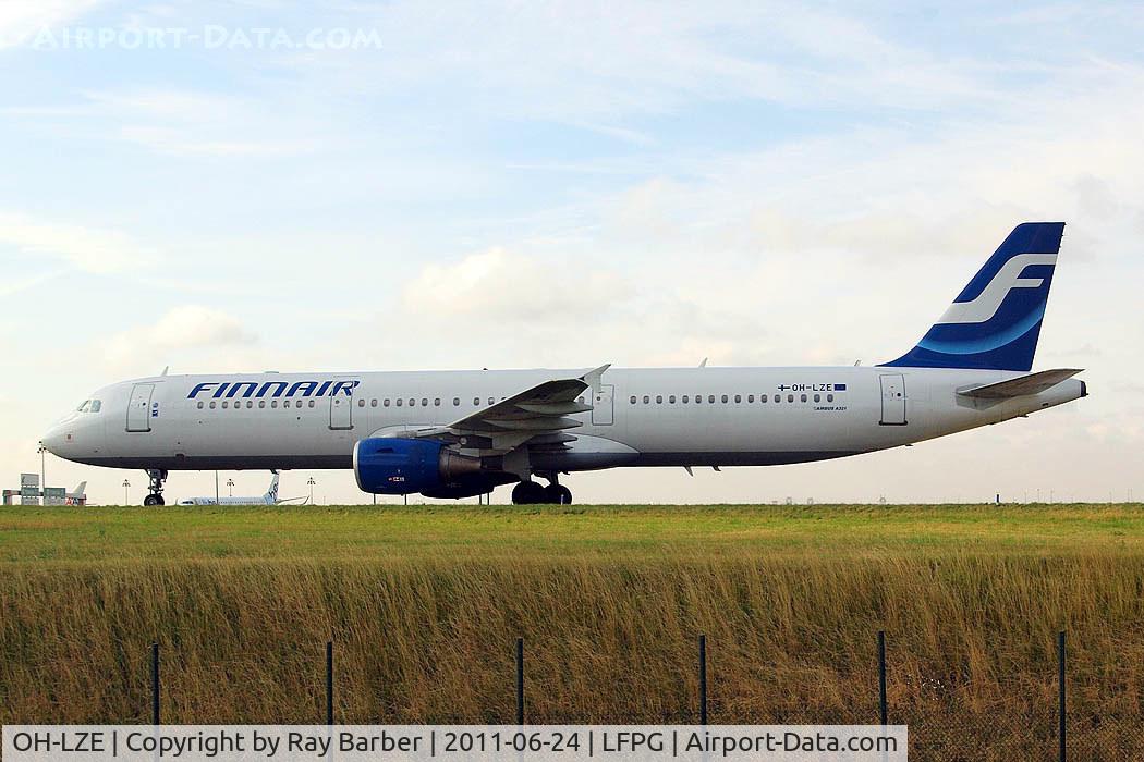 OH-LZE, 2003 Airbus A321-211 C/N 1978, Airbus A321-211 [1978] (Finnair) Paris-Charles De Gaulle~F 24/06/2011