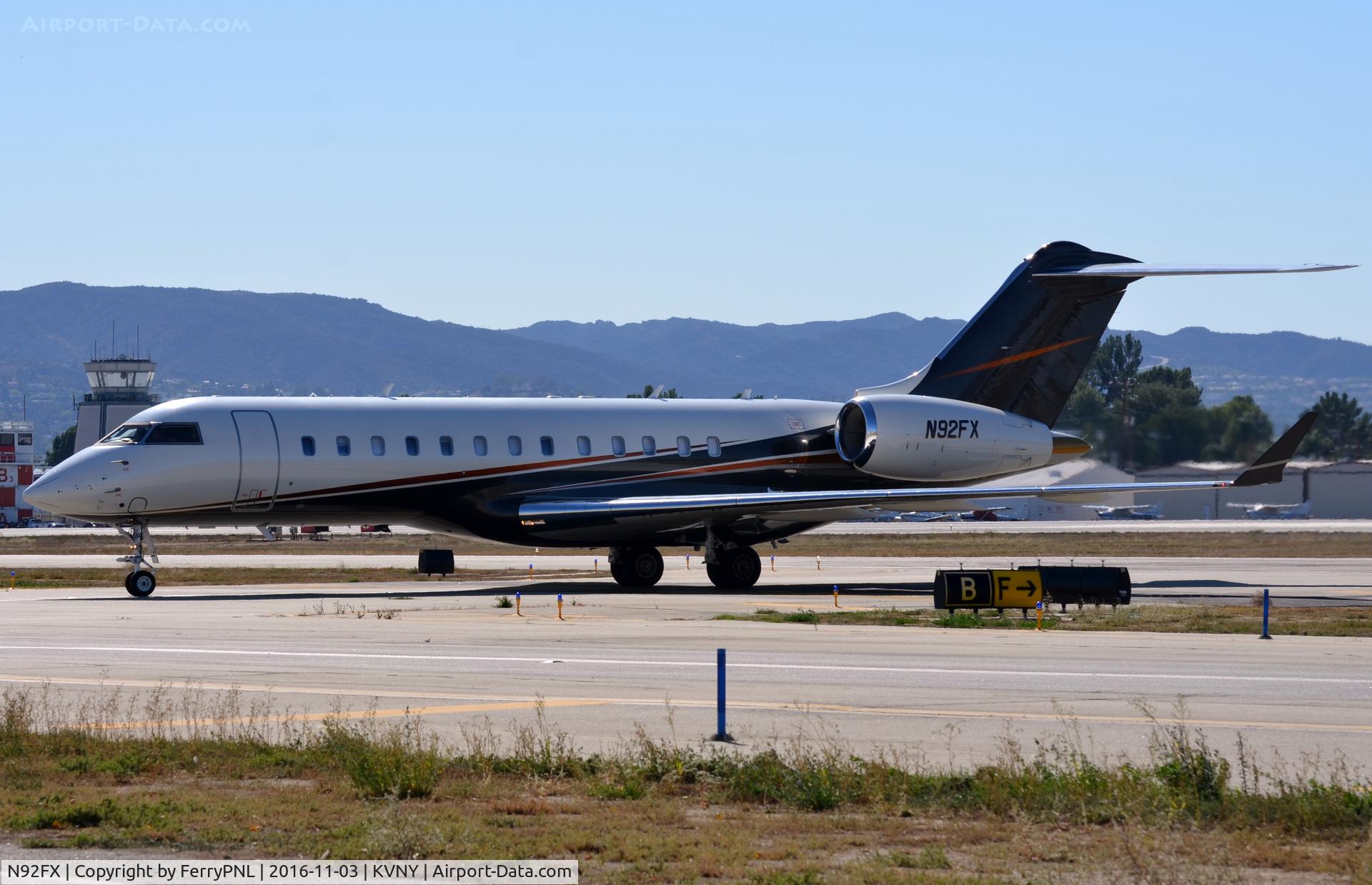 N92FX, 2004 Bombardier BD-700-1A10 Global Express C/N 9147, Flexjet Global Express vacating the runway.