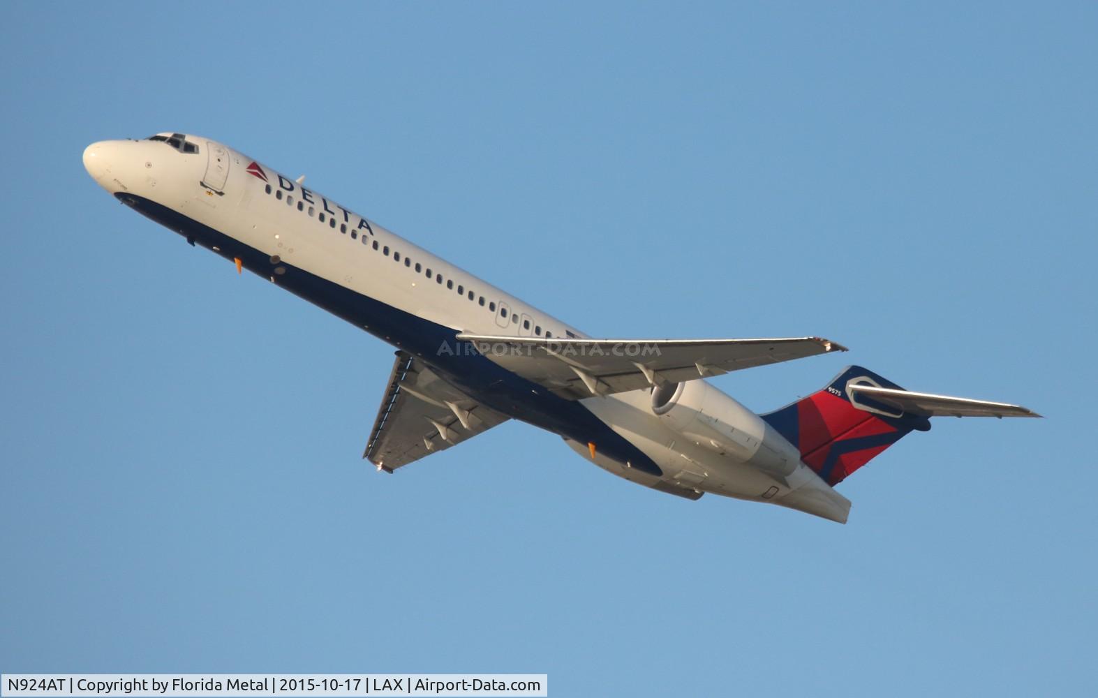 N924AT, 2000 Boeing 717-200 C/N 55080, Delta
