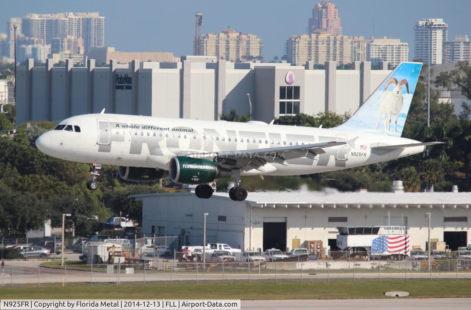 N925FR, 2004 Airbus A319-111 C/N 2103, Dale the Dall Ram