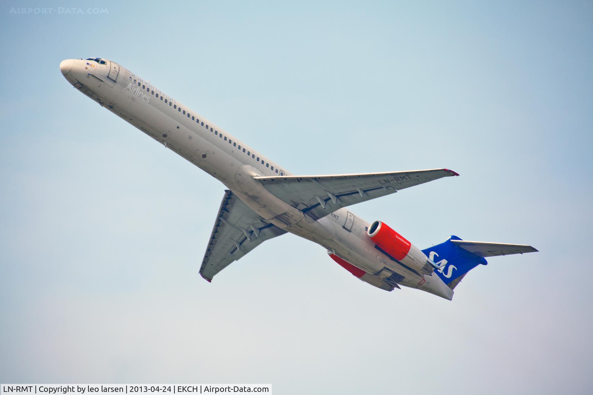 LN-RMT, 1991 McDonnell Douglas MD-82 (DC-9-82) C/N 53001, Copenhagen 24.3.13