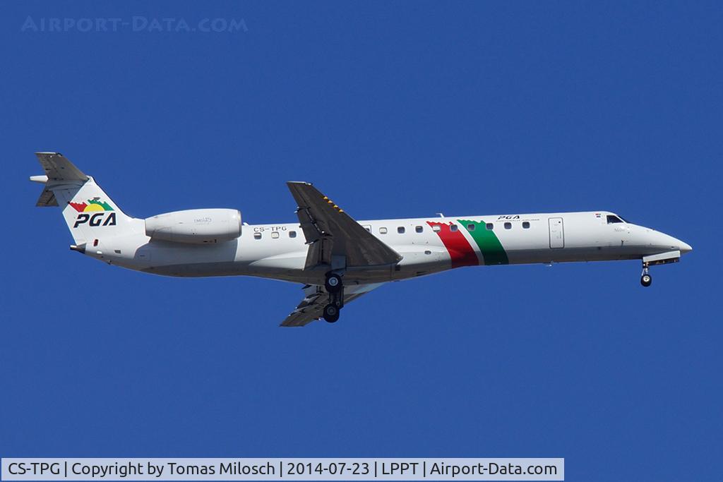 CS-TPG, 1997 Embraer EMB-145EP (ERJ-145EP) C/N 145014, 
