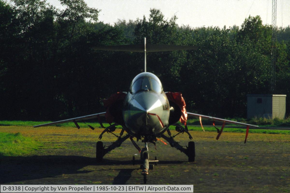 D-8338, Lockheed F-104G Starfighter C/N 683-8338, Royal Netherlands Air Force F-104G at Twente Air Base, 1985. It had already been withdrawn for used but was used for training purposes.