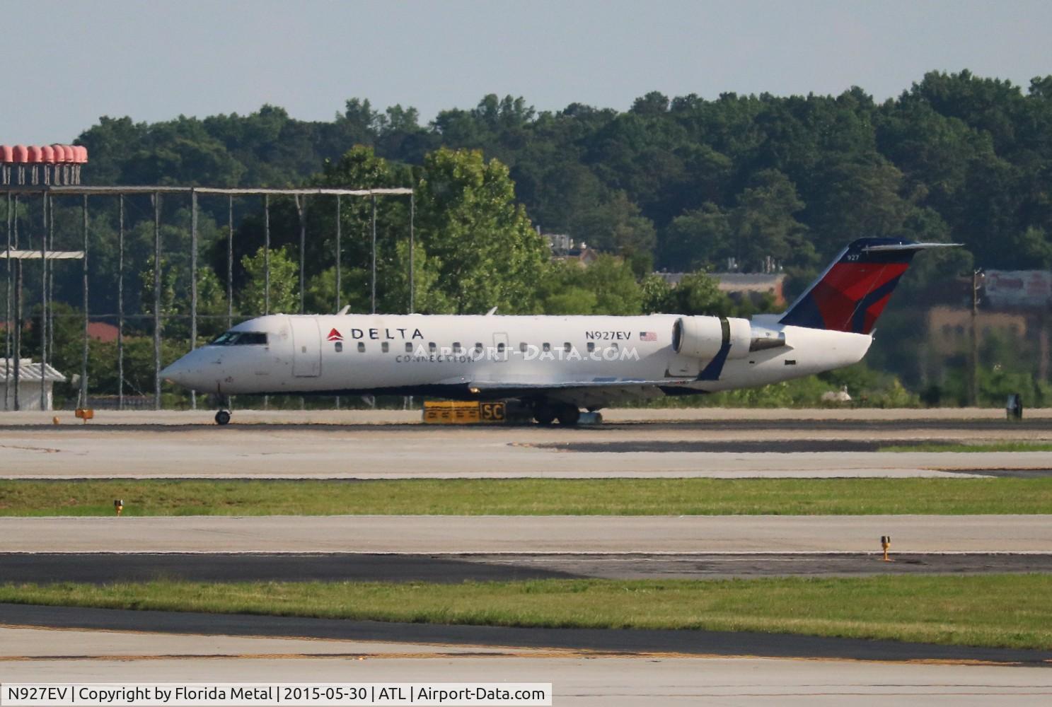N927EV, 2003 Bombardier CRJ-200ER (CL-600-2B19 C/N 7844, Delta Connection