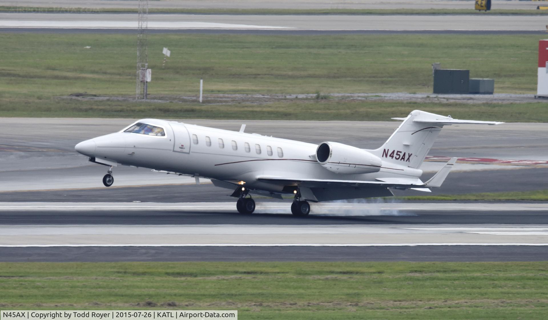 N45AX, 2008 Learjet Inc 45 C/N 377, Arriving at Atlanta