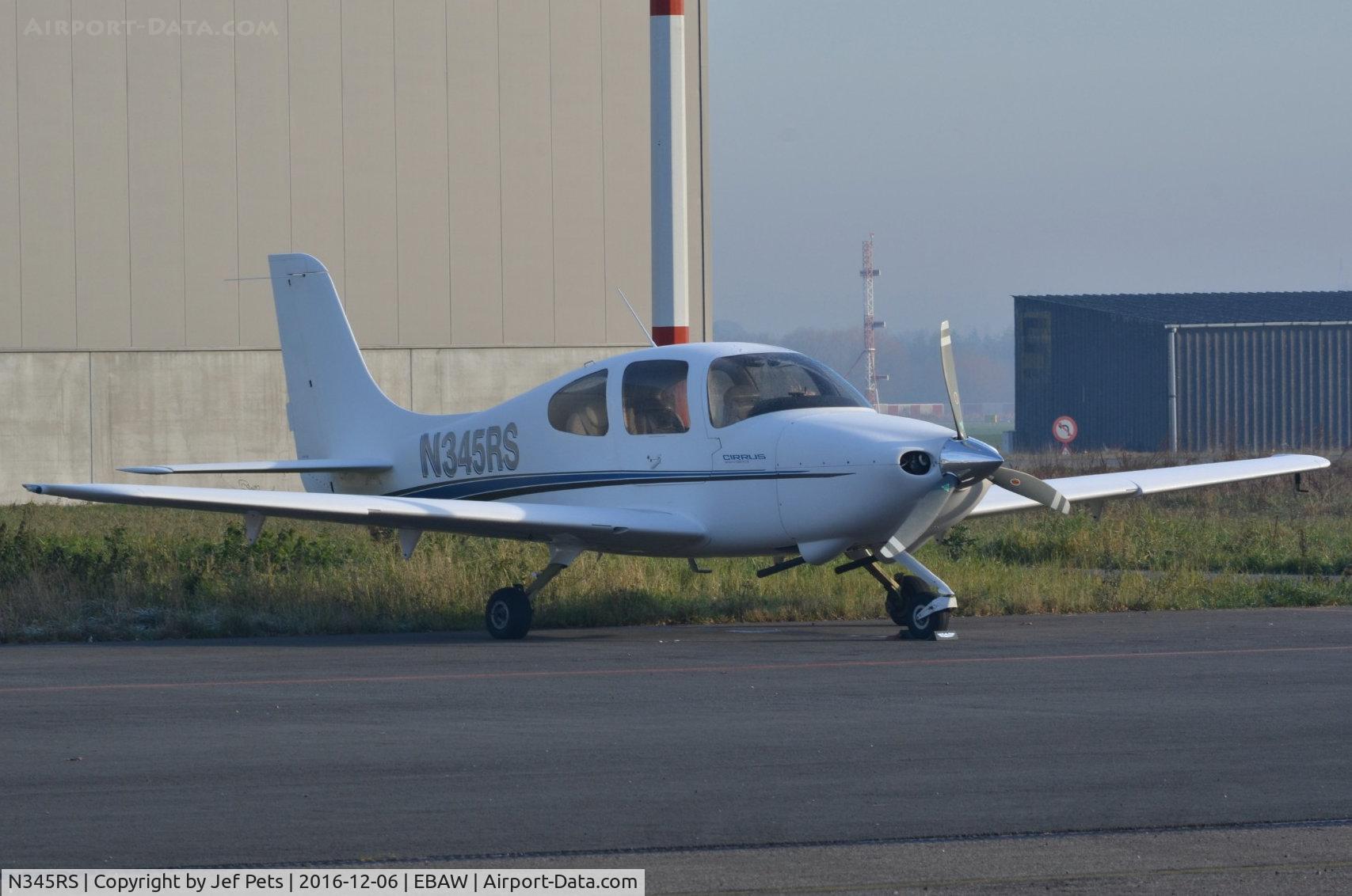N345RS, 2000 Cirrus SR20 C/N 1092, Parked at Antwerp Airport.