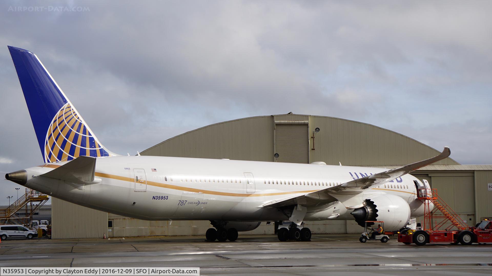 N35953, 2015 Boeing 787-9 Dreamliner C/N 36404, SFO 2016