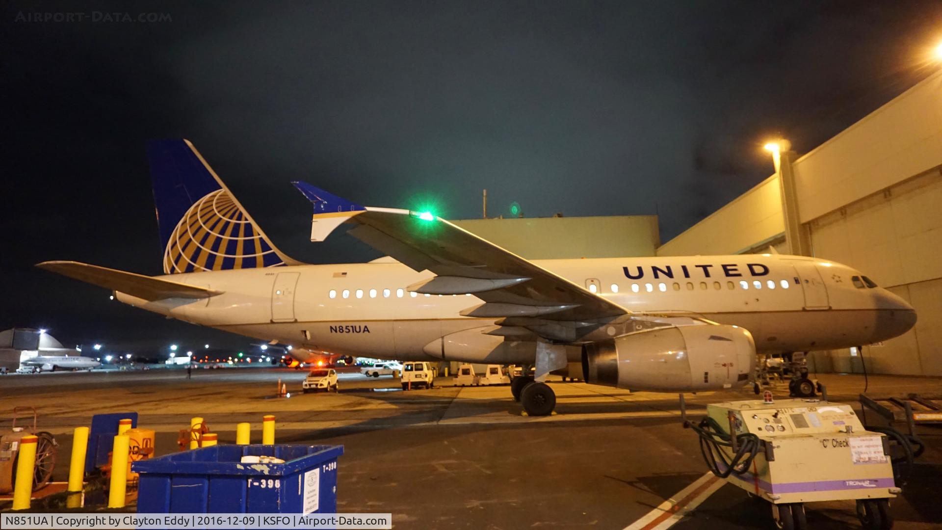 N851UA, 2002 Airbus A319-131 C/N 1664, SFO 2016