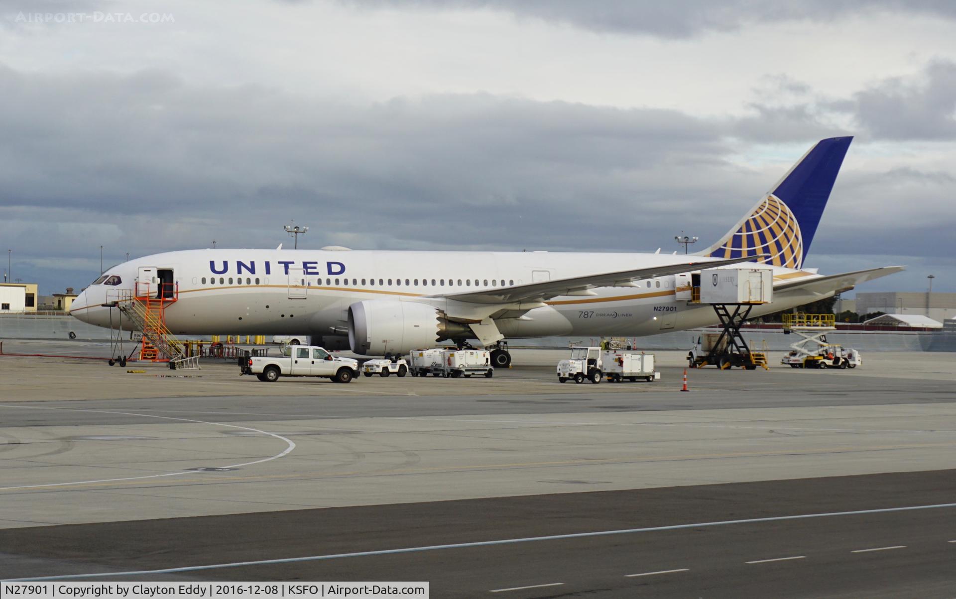 N27901, 2012 Boeing 787-8 Dreamliner C/N 34821, SFO 2016