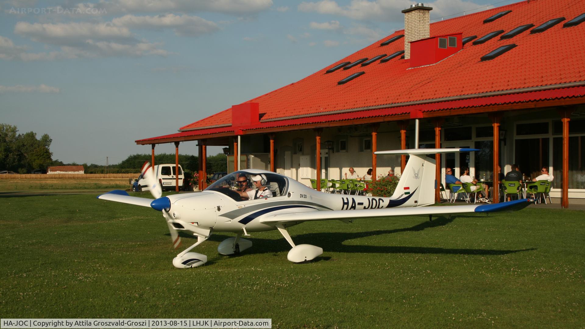 HA-JOC, HOAC DV-20 Katana C/N 20152, Jakabszállás Airport, Hungary