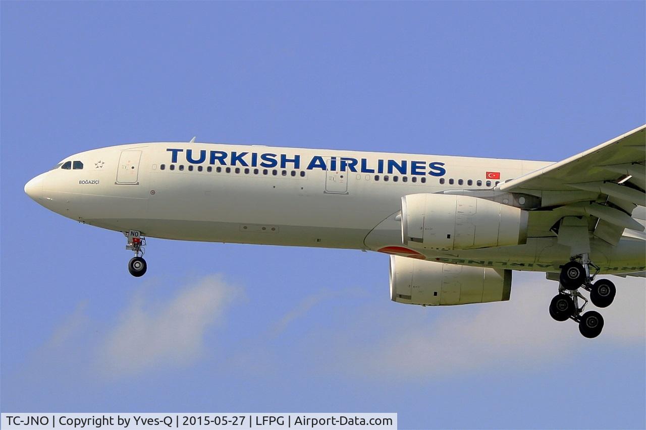 TC-JNO, 2011 Airbus A330-343X C/N 1298, Airbus A330-343X, Short approach rwy 27R, Paris-Roissy Charles De Gaulle airport (LFPG-CDG)